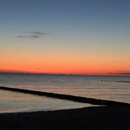 Kleine Acht - Direkt Am * オストゼーバート・ディアーハーゲン